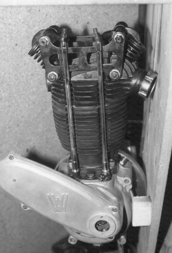 Kr35bj28_Motor